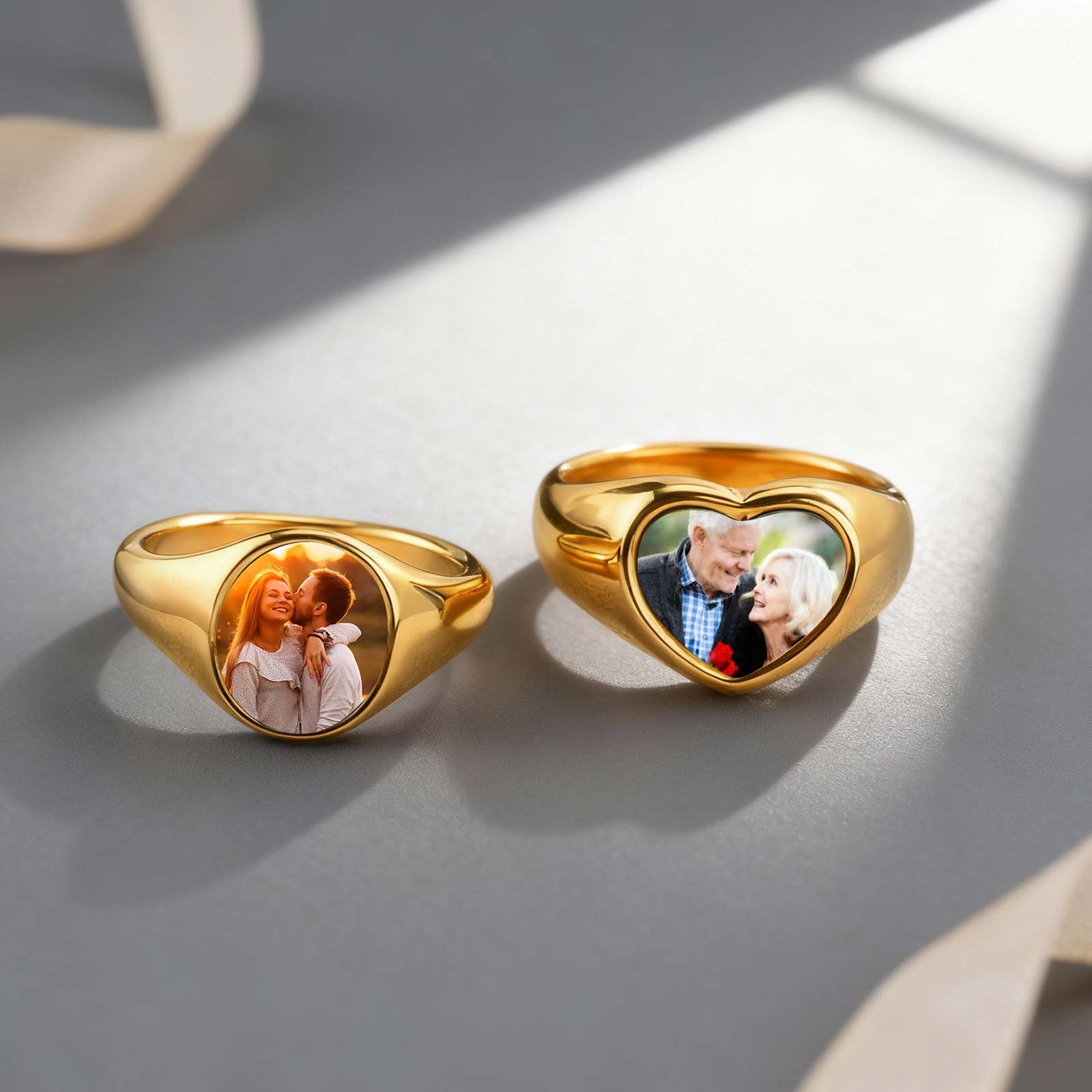 Custom Photo Signet Ring for W - Initial Ring Custom ulasan dan harga